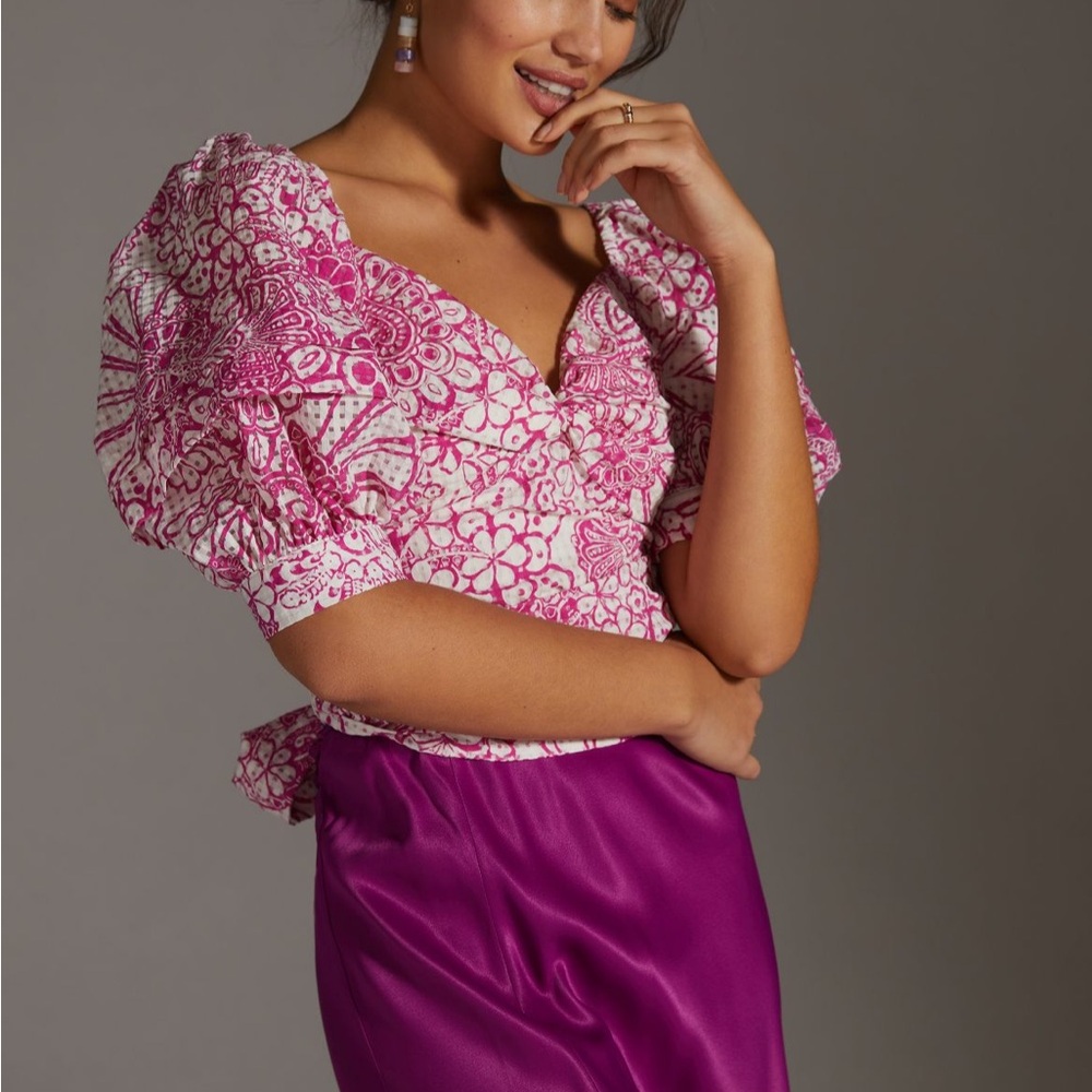 Maeve (Anthropologie) tie-back pink printed top. Size XL.